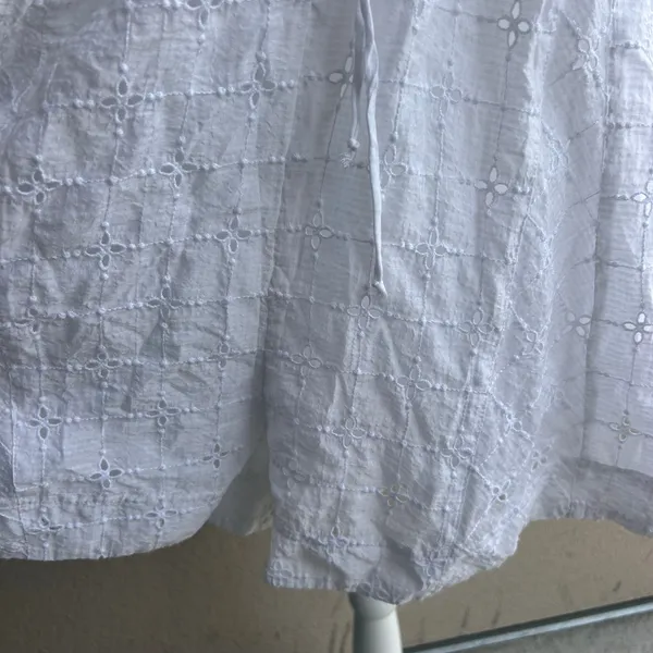 Free People White Eyelt Floral Boho Romper Oversized Jumper Cotton Size Small - Image 8