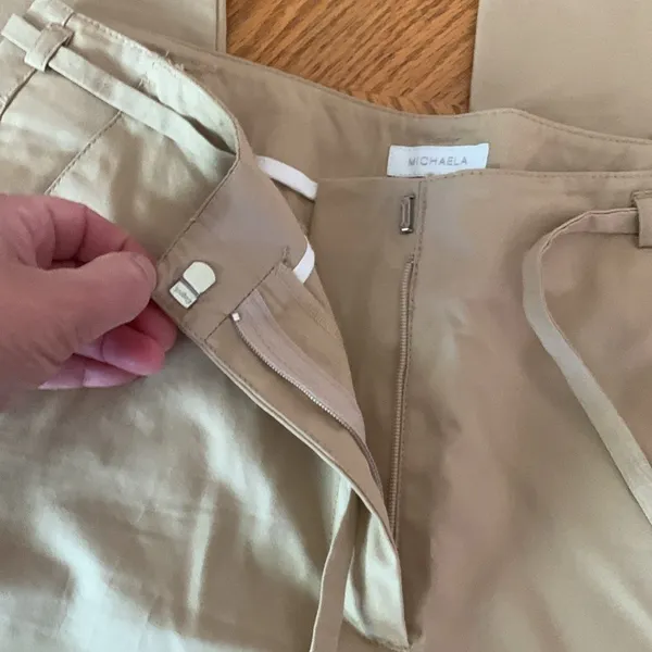 Liz Claiborne Liz sport petite khaki pants - Image 4