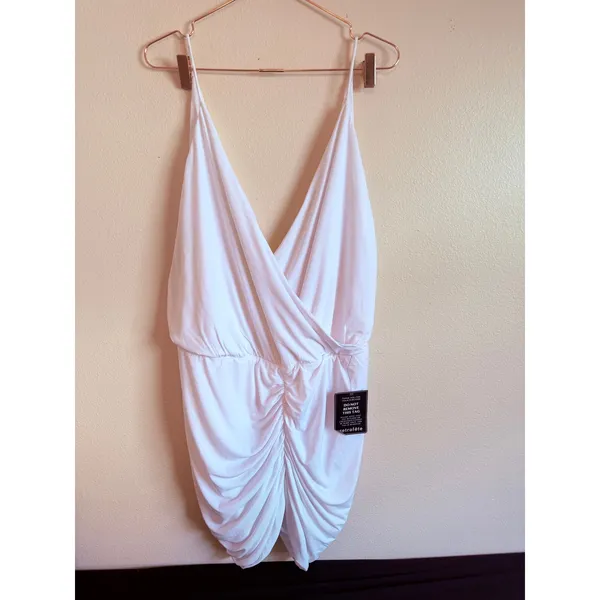 Retrofête Dress Women XXL White‎ Kai Dress Mini Ruched V-Neck Jersey NWT - Image 8
