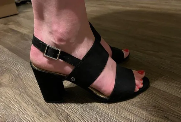 Circus by Sam Edelman Black Sandals - Image 3