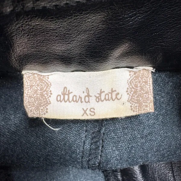 Altar'd State Scarlotte‎ Faux Leather Paperbag Shorts Black Belted Edgy Size XS - Image 4