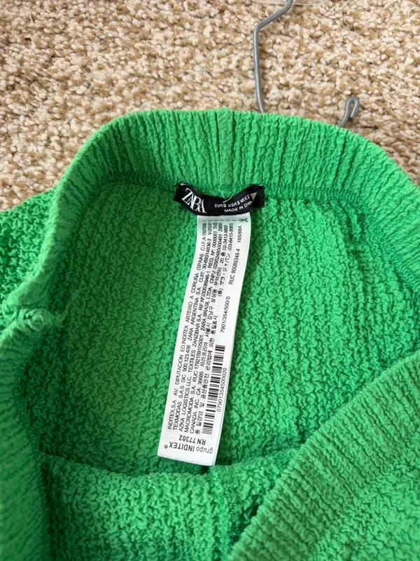 Zara Bright Green Stretch Textured High Rise Pull On Flare Pants Size Small - Image 6