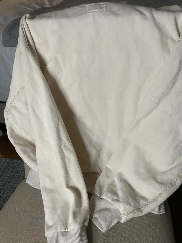 American Eagle Cropped Sweater - Image 3