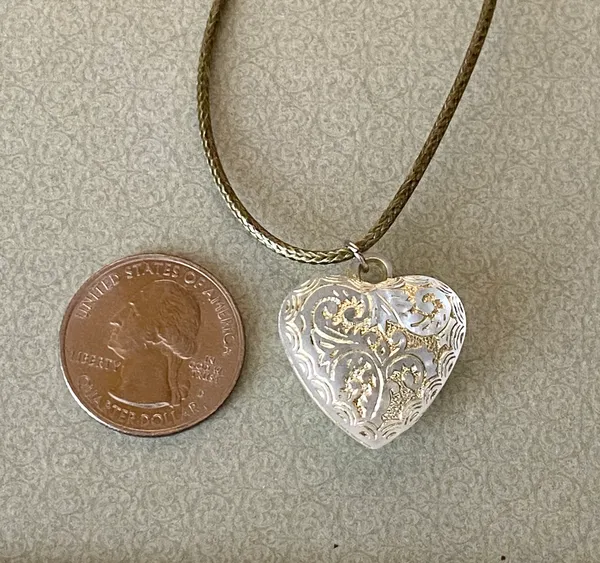 Handmade whimsical vintage style heart necklace🩵 - Image 6