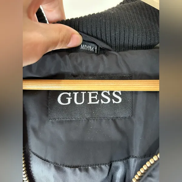Guess Women’s Medium Black Quilted Puffer Jacket Warm Stylish Hooded Winter Coat - Image 7