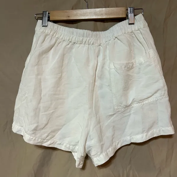 YFB shorts White Size M - Image 3