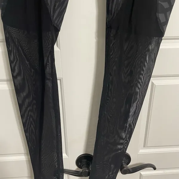 Aloha Island Alo Athletic Leggings Black Patterned Mesh Panels‎ Activewear Workout Pants Med - Image 4