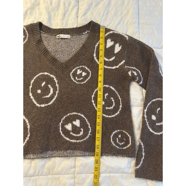 SO Brown V-Neck Sweater Knit Cozy Smiley Face Print Y2K 90s Grunge Kidcore Retro - Image 7