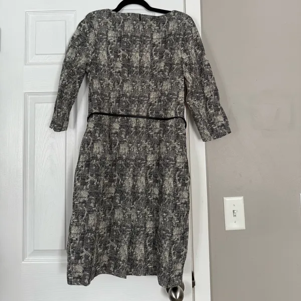 M M LaFleur Etsuko Crackle Pattern Dress With Belt Sophisticated Business Event - Image 7