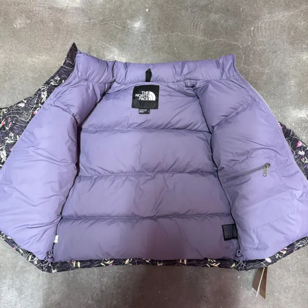 The North Face Women's 1996 Retro Nuptse Down Jacket - Image 8