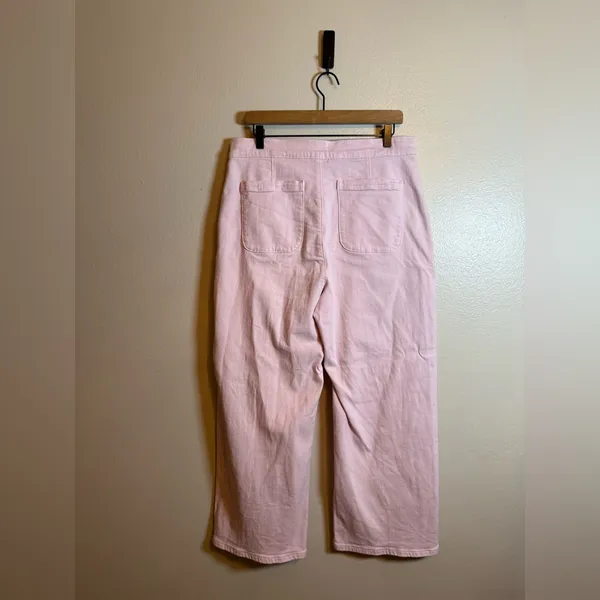 Ann Taylor Sculpting Pocket‎ High Rise Sailor Crop Jeans - Image 4