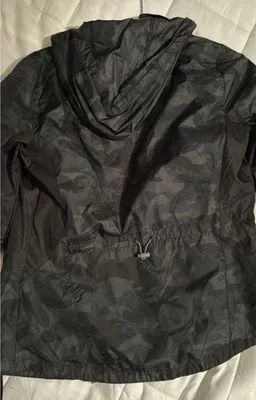 Windbreaker - Image 2