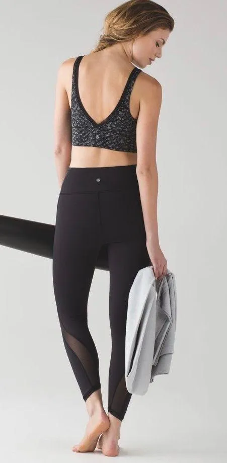 Lululemon Sports Bra (8) - Image 4