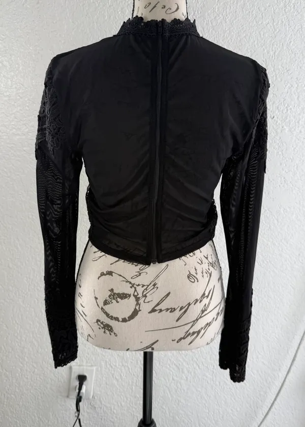 Windsor Black Lace Overlay Long Sleeve Mesh Crop Top - Size Small - Image 4