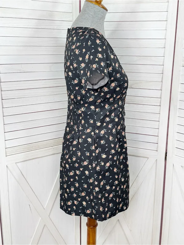 Princess Polly Floral Button Front V Neck Romper Black Size 4 Cottage Playsuit - Image 3