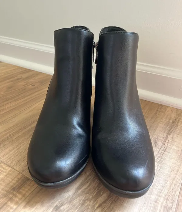 Anne Klein Black Ankle Boots - Image 2