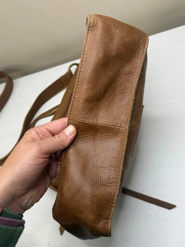 Lucky Brand Rayla Brown Leather Bohemian Crossbody Purse - Image 6