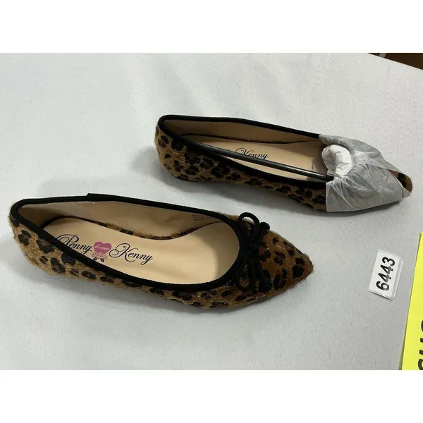 Womans NWOT Penny Loves Kenny Nip Animal Print Slipon Ballet Shoes 6M - Image 2