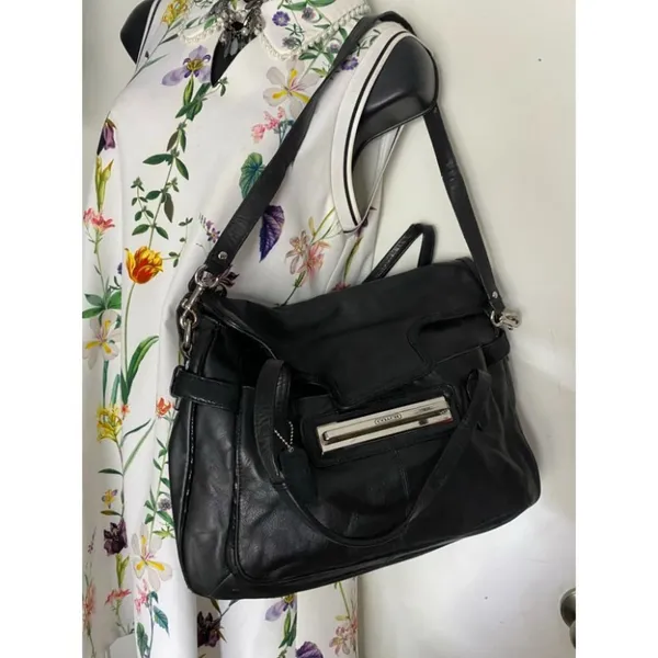 COACH Medium/ Large Leather Black Shoulder Bag - Image 10
