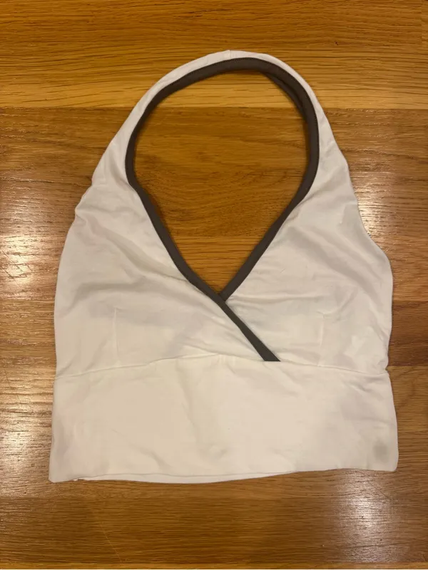 Subdued white halter top S - Image 2