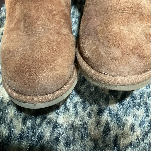 UGG‎ CLASSIC BOOTS - Image 10