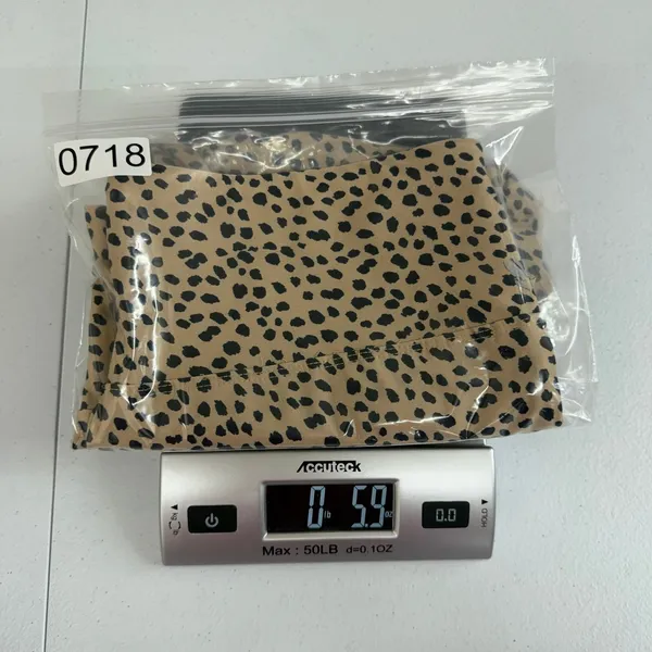 Forever 21 tan tummy control high waisted cheetah‎ biker yoga athletic shorts L - Image 8