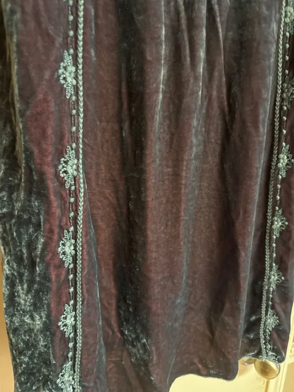 Johnny Was Velvet Embroidered Tunic Top XS Purple & Teal Rayon/Silk Blend - Image 11