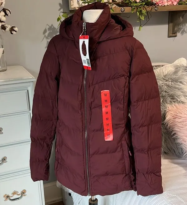 Puffer Coat Ski Jacket 32 Degrees Burgundy Maroon Womens Medium Hooded - Image 2