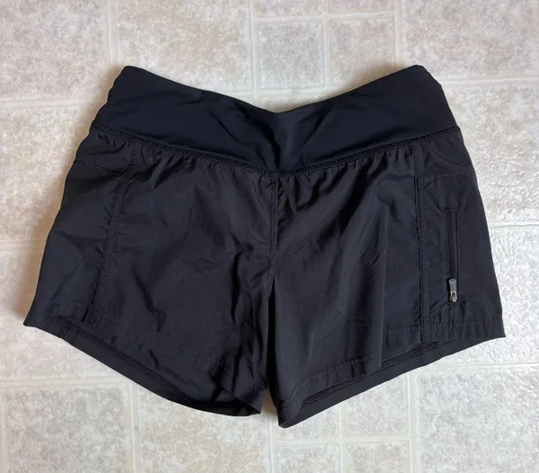 Lululemon All Sport Short - Image 3