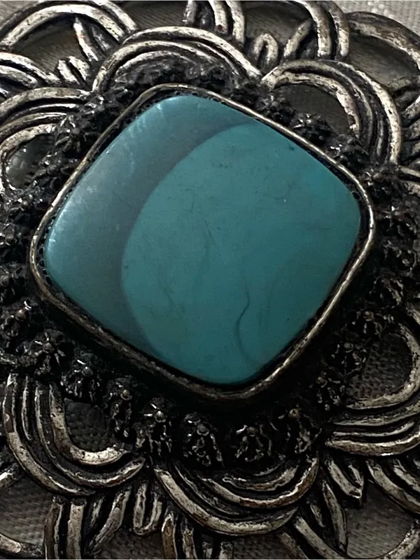 3” Round Boho Necklace Pendant Faux Turquoise Stone On Silver Tone Metal Vintage - Image 3