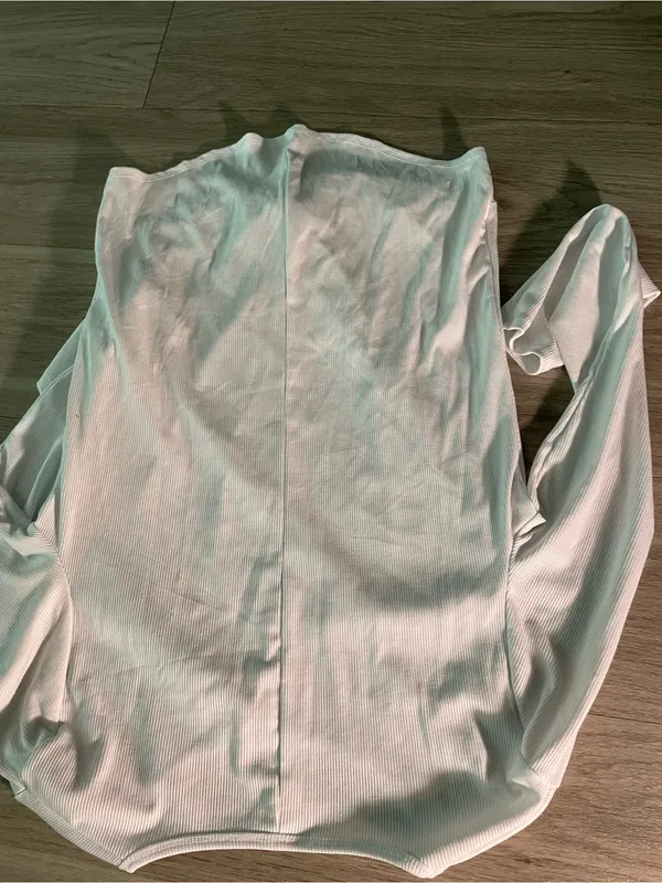 all in motion White Long Sleeve Twist-Front Top - Image 3