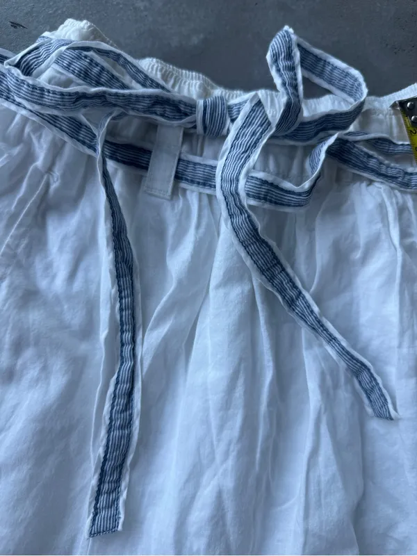 Vintage Abercrombie & Fitch 100% cotton mini skirt with blue tie up detail - XS - Image 3