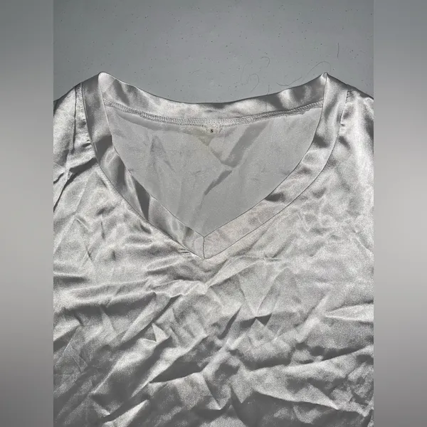 💙 NIBag V Neck Blouse - Image 2