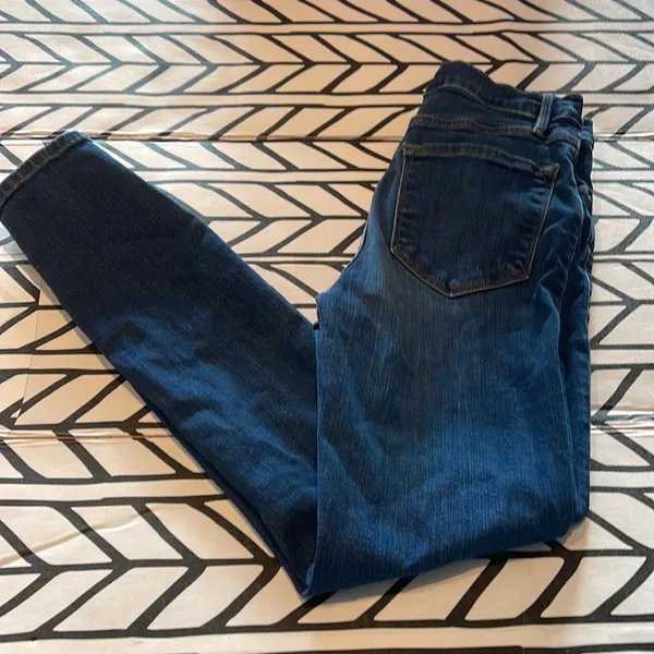 FRAME denim Ali High Rise Cigarette in size 27 - Image 2