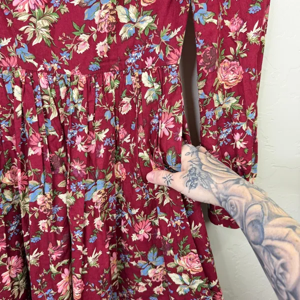 Hearts and Found NWOT Vintage Inspired Floral Cottagecore Long Sleeve Midi Dress - Image 4