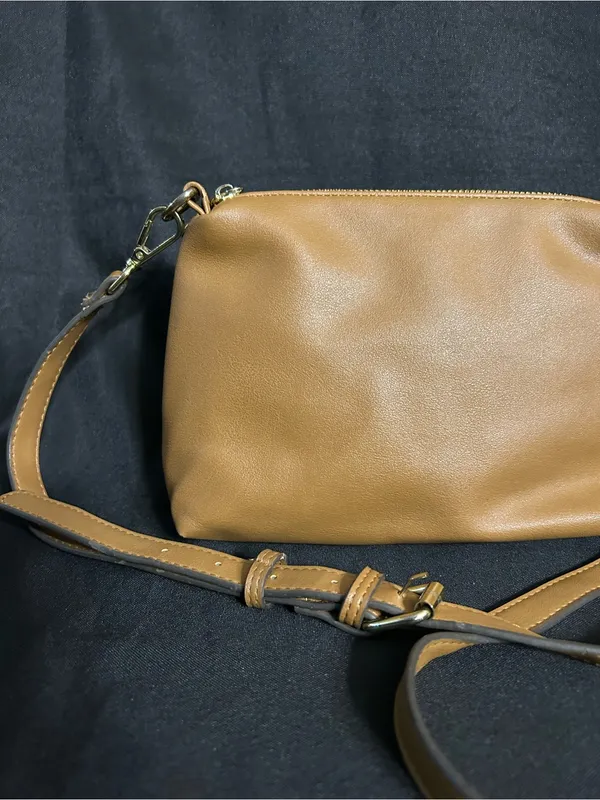 Steve Madden Women’s Classic Tan Crossbody Bag Purse - Image 5