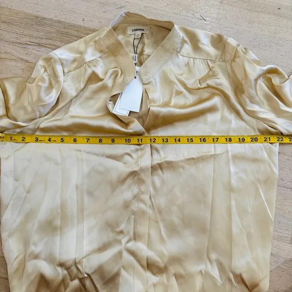 L'AGENCE 100% silk charmeuse blouse NEW - Image 12