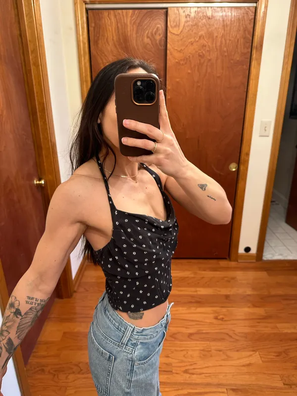 American Eagle Cropped Halter Tank Top - Image 2