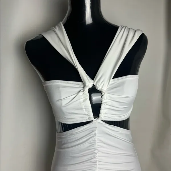 Fashion Elegant White Evening Dress body con fit mermaid dress Medium NWT - Image 4