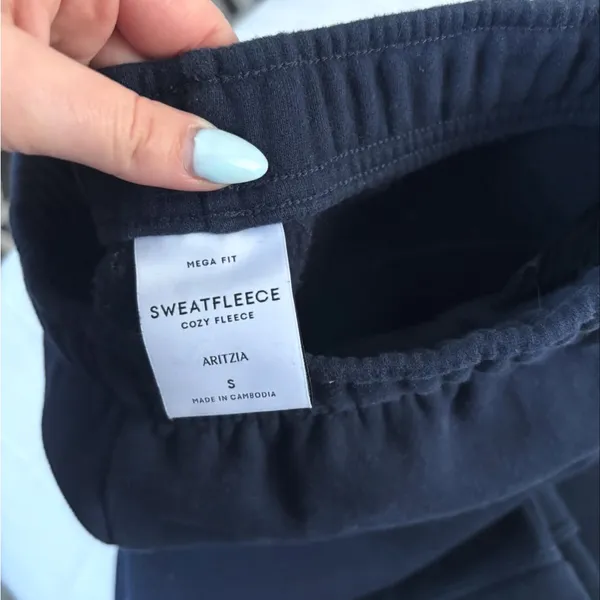 NWOT Aritzia Admiral Navy mega cargo jogger - Image 2