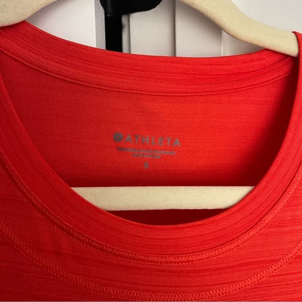 Athleta PACIFICA ILLUME UPF‎ RELAXED TANK sleeveless red workout top - Image 3