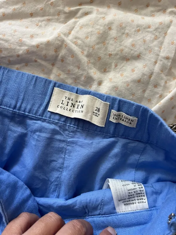 Abercrombie & Fitch Premium Linen Scallop-Hem Tailored Short 28 Blue - Image 4