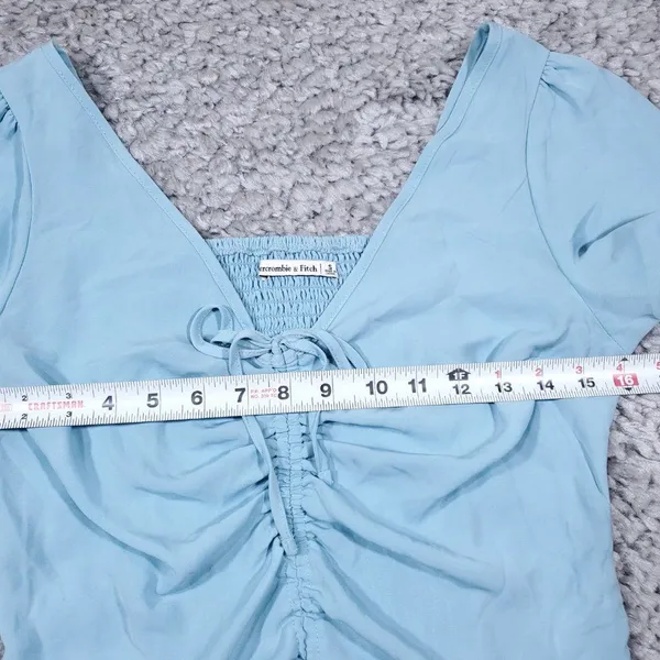 Abercrombie Cinch Front Puff Sleeve Cropped Top Light Blue Size Small Peasant - Image 10