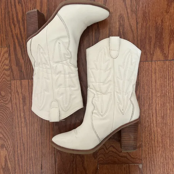 MIA Raylyn Western Boots Ivory Western Heeled Boot Size 7 Rodeo Pointed Toe - Image 6