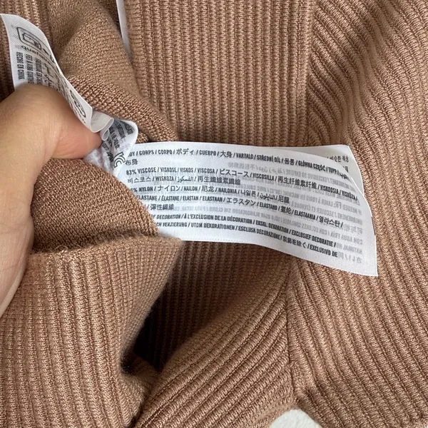 NWT Abercrombie & Fitch Ottoman Square Neck Ribbed Swearer Tee in Tan Size Small - Image 5
