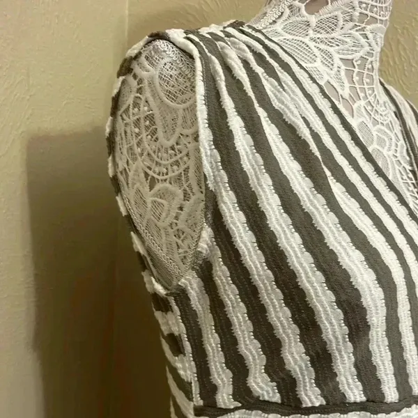 💛beautiful striped top from Ann Taylor - Image 5