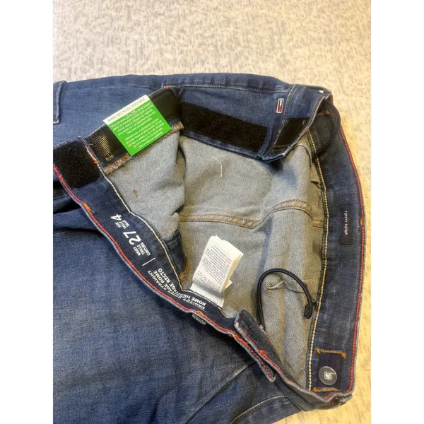 Tommy Hilfiger Women's Jeans Size 27‎ 4 Heritage Rome Straight Zipper ankle NWOT - Image 4