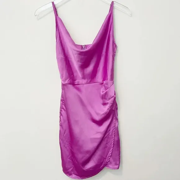 NWT SUPERDOWN Arezo Cowl Wrap Dress in‎ Purple Mini - Image 3