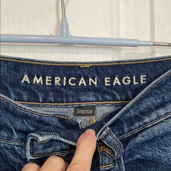 American Eagle Outfitters Women's Blue Denim Shorts - Image 2