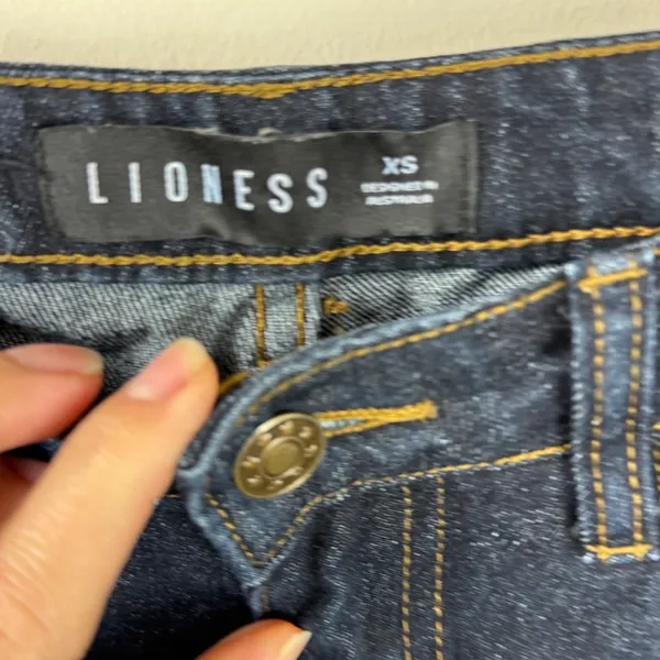 Lioness Alabama Split Hem Dark Wash Straight Leg‎ Denim Jeans Size XS - Image 5
